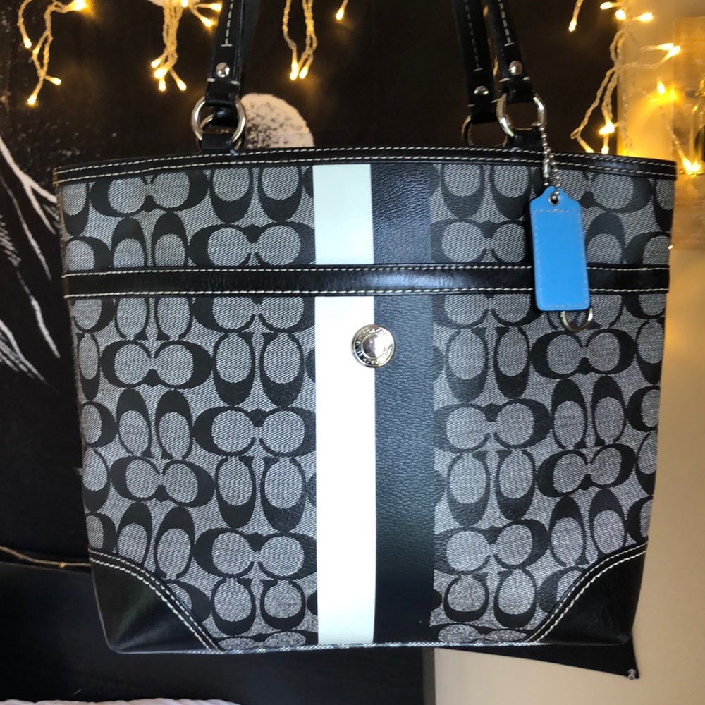 COACH HERITAGE STRIPE CHELSEA TOTE (DISCONTINUED!)